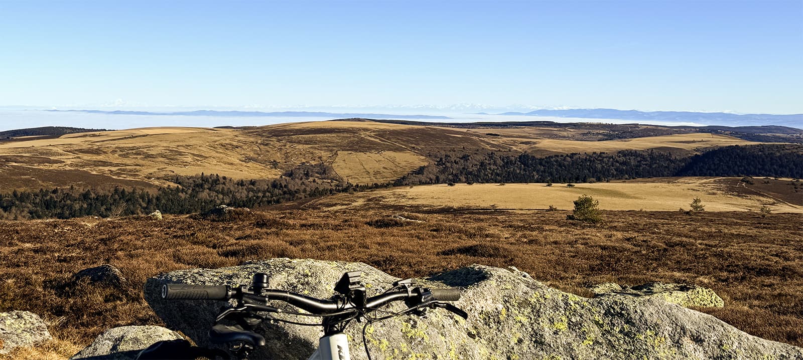 VTT autour de l'Appart'Hôtel Ambert