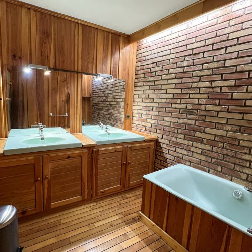 Salle de bain chambre double Appart Hôtel
